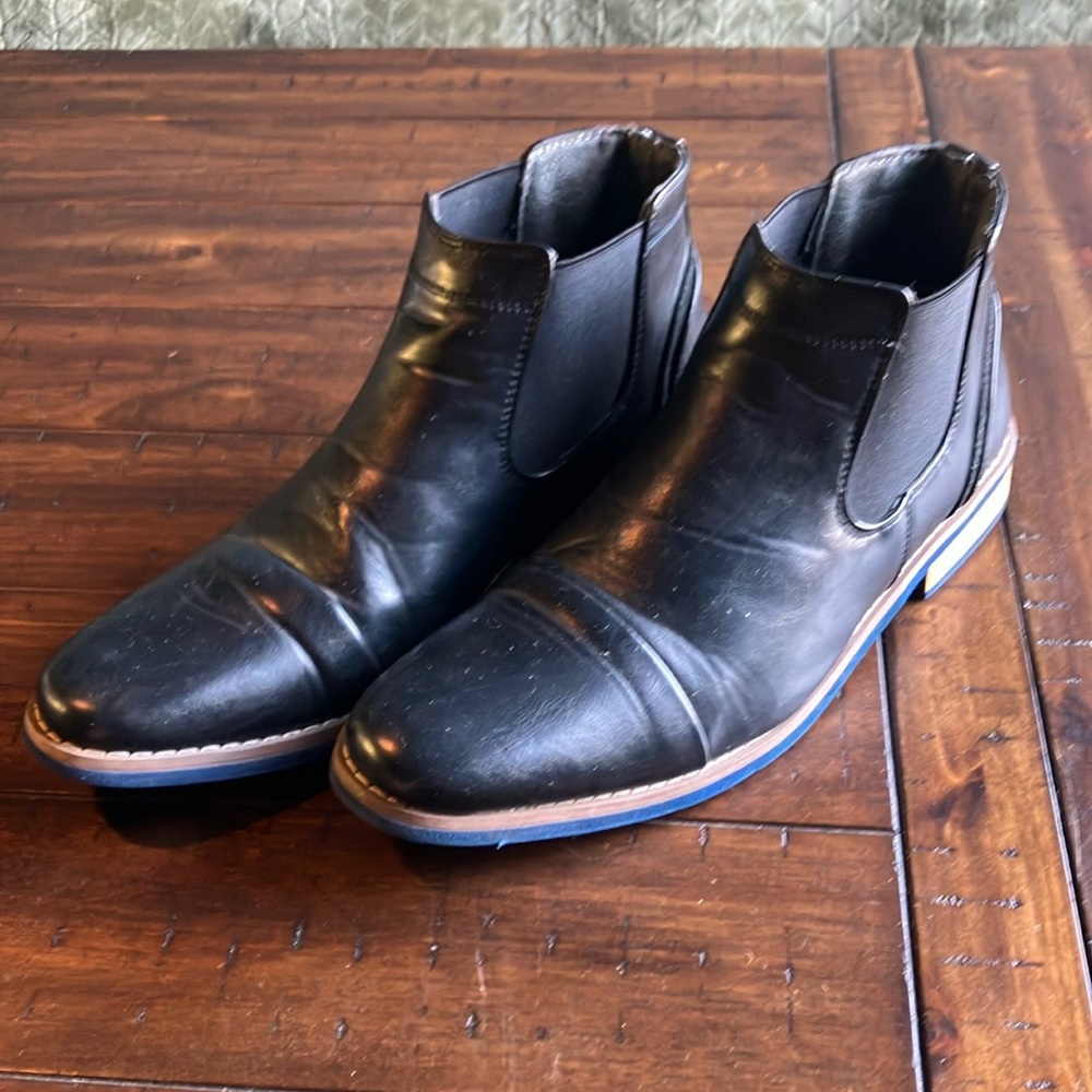 Black Leather Men's Chelsea Boots